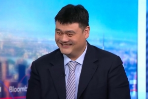 姚明:在中国篮球和足球并驾齐驱 很多年轻人想像杨瀚森一样打NBA