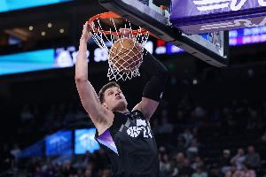 湖人新核心班底!东契奇+里夫斯+凯斯勒的合同总额接近5亿