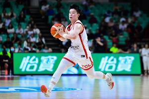 李缘腰伤影响训练 恐缺席部分热身赛