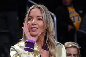 劲球直播_足球赛事直播_篮球赛事直播_NBA|CBA|英超直播