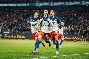 德天空:关于法比奥·维埃拉永久转会汉堡队的交易,仍在进行中