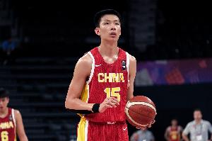 媒体人:今天的哨子太过分了 这是我们近十年来最接近冠军的一次