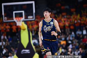 媒体人:俞泽辰赴吉林最终为转会加盟 黄明依/杨腾飞预计互换东家