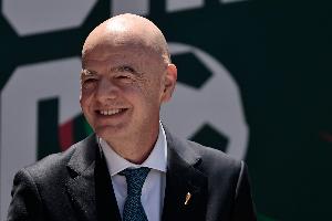 ESPN:多位南美足坛名宿发布声明,支持国际足联主席因凡蒂诺