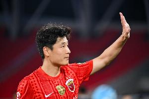 记者:武磊、莱昂纳多接力出场更靠谱,风格不同让对手难适应