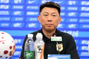 鲁媒:泰山队输了比分却没输掉骨气,绝境里没有摆烂、没有放弃