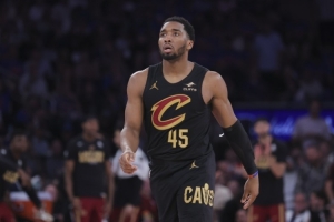10年NBA生涯最想重打哪场比赛?米切尔:东决G1对阵尼克斯!