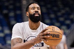 早有前科!湖记:快船2015年曾为留小乔丹操作场外代言 被罚25万