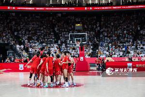 媒体人:韩旭22分14板堪称定海神针 杨舒予18分5助完成自我救赎